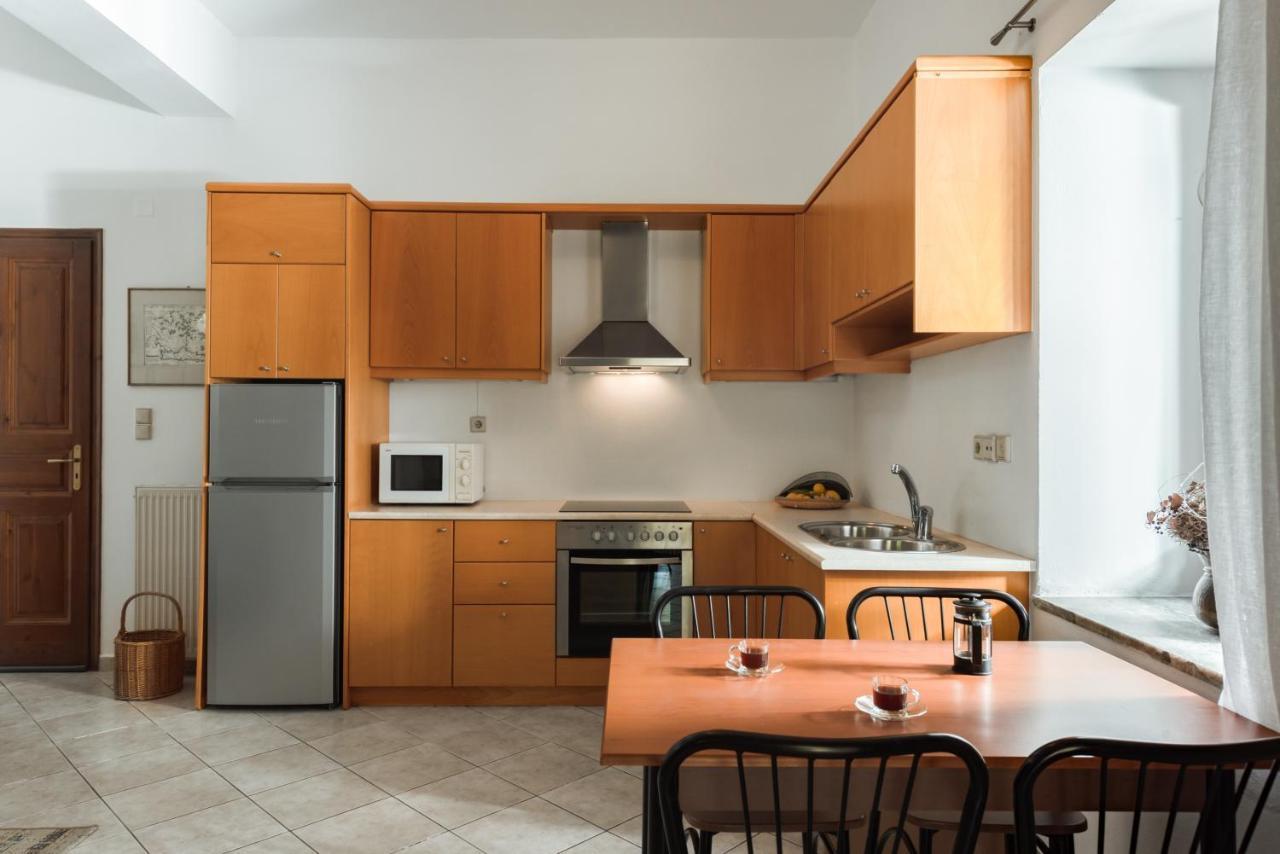 Aura Traditional Apartment Prinés Eksteriør billede