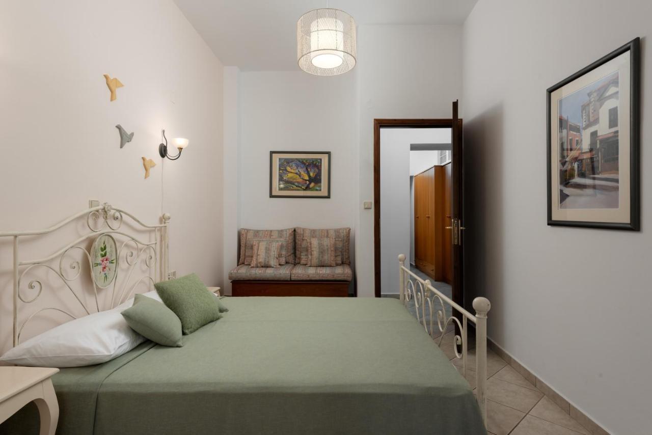 Aura Traditional Apartment Prinés Eksteriør billede